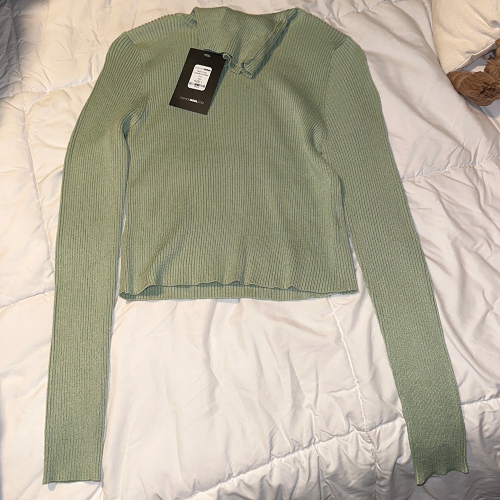 Crop Turtleneck Sweater
